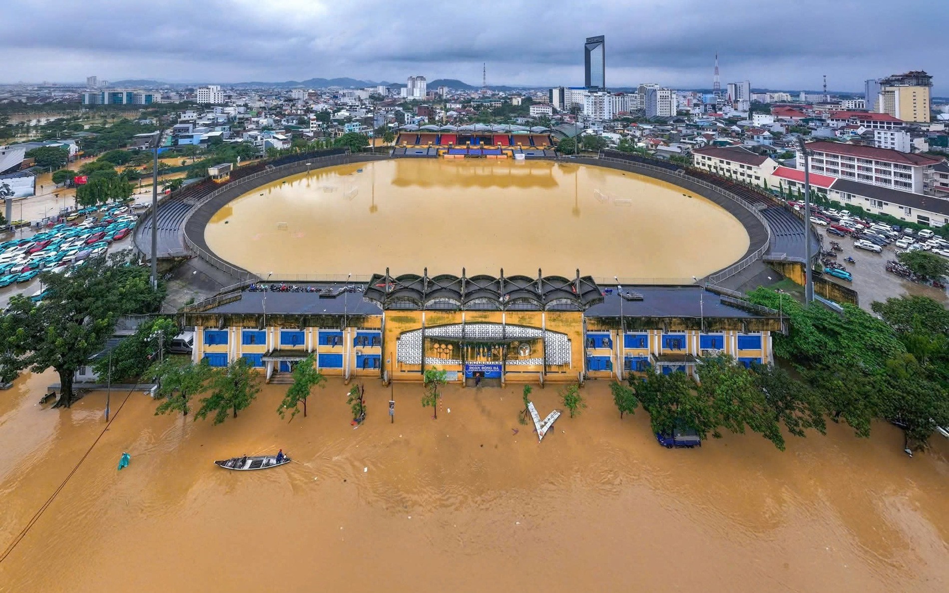 9 địa phương được yêu cầu trình ngay mẫu nhà chống lũ mới- Ảnh 1.