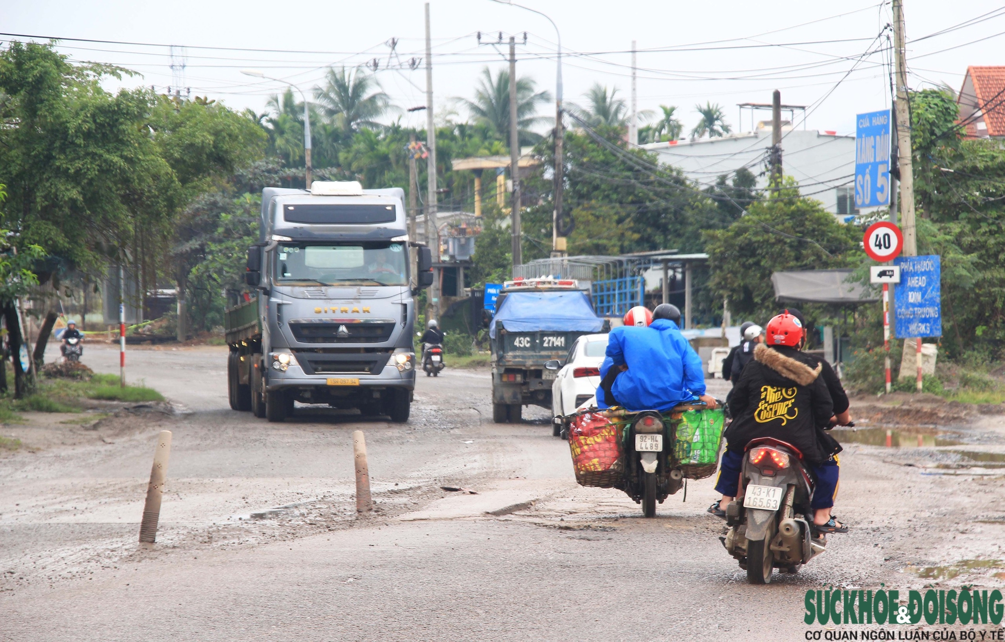 Cận cảnh Quốc lộ 14B xuống cấp nghiêm trọng giữa lúc dự án chậm tiến độ- Ảnh 2. Cận cảnh Quốc lộ 14B xuống cấp nghiêm trọng giữa lúc dự án chậm tiến độ- Ảnh 2.