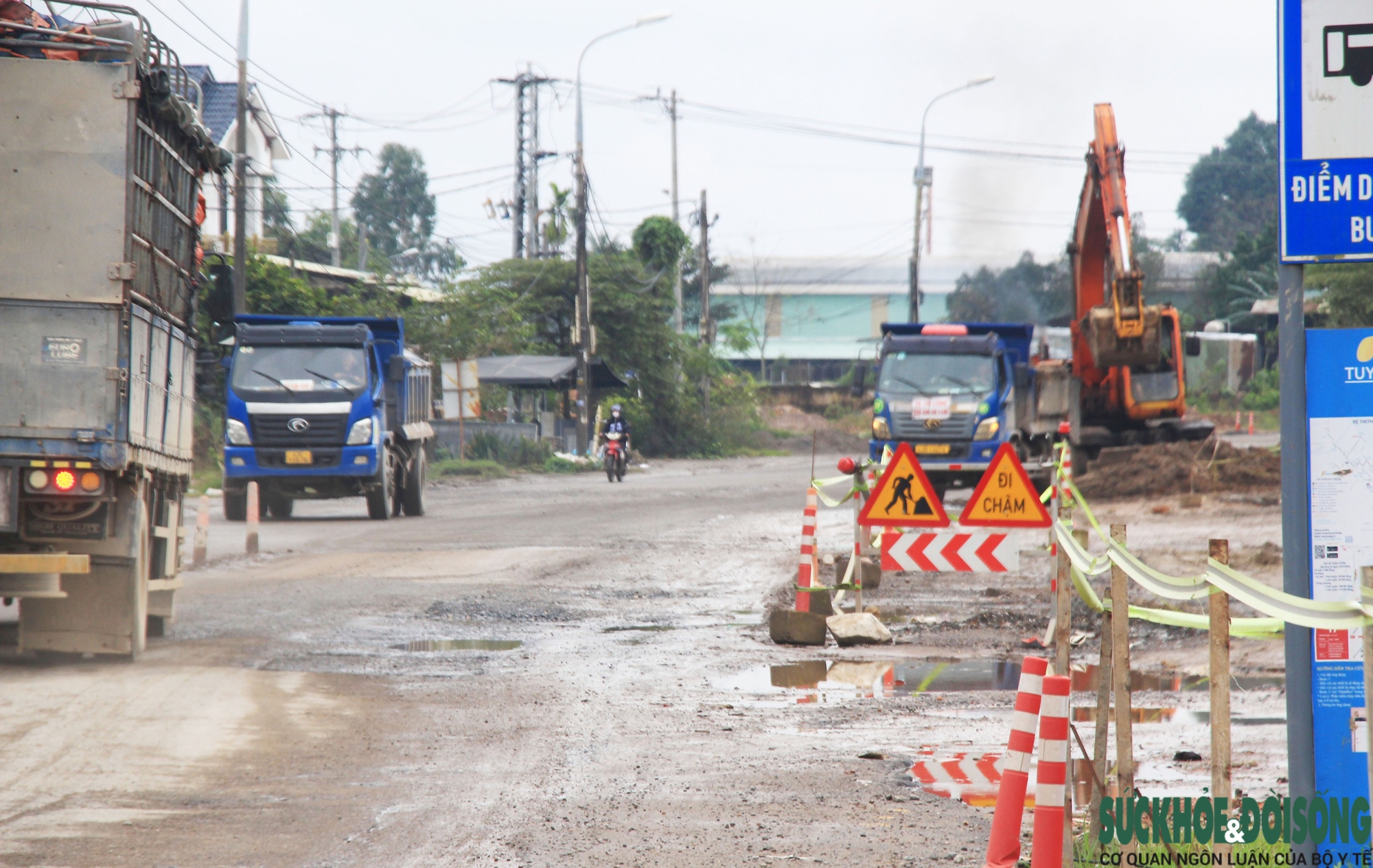 Cận cảnh Quốc lộ 14B xuống cấp nghiêm trọng giữa lúc dự án chậm tiến độ- Ảnh 7. Cận cảnh Quốc lộ 14B xuống cấp nghiêm trọng giữa lúc dự án chậm tiến độ- Ảnh 7.