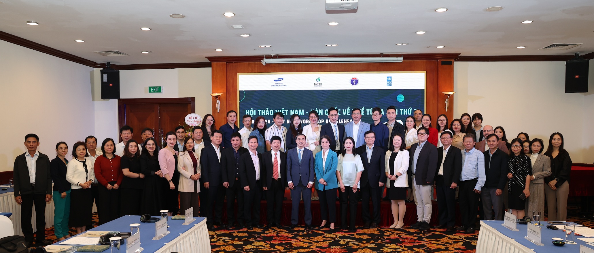 Télémédecine : centrée sur le patient, comblant les distances géographiques et renforçant la capacité des établissements de soins de santé - Photo 4. Y tế từ xa: Lấy người bệnh làm trung tâm, rút ngắn khoảng cách địa lý, nâng cao năng lực của cơ sở- Ảnh 4.