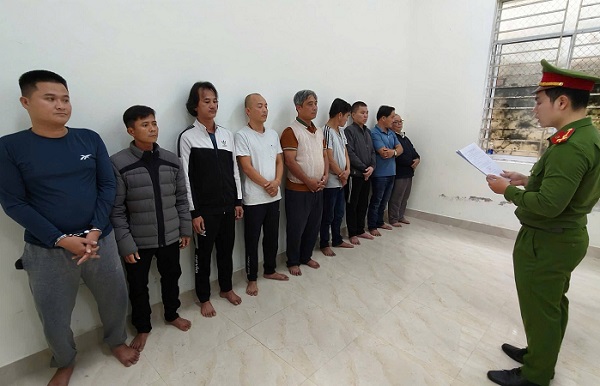 Triệt phá đường dây cá độ bóng đá hơn 400 tỷ đồng trên không gian mạng- Ảnh 1.