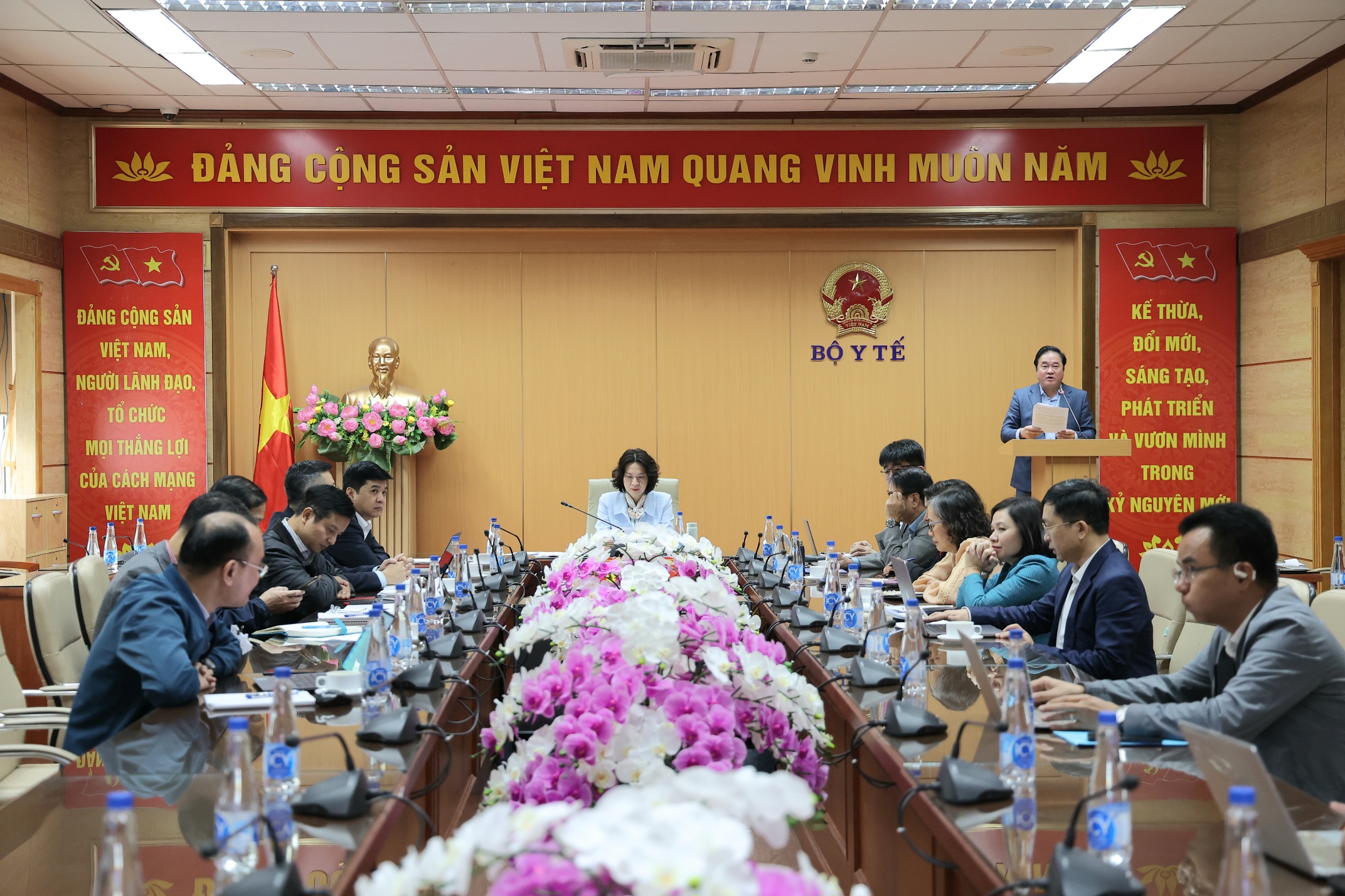 Nguy cơ virus bại liệt xâm nhập hiện hữu, Việt Nam ứng phó thế nào?- Ảnh 2.