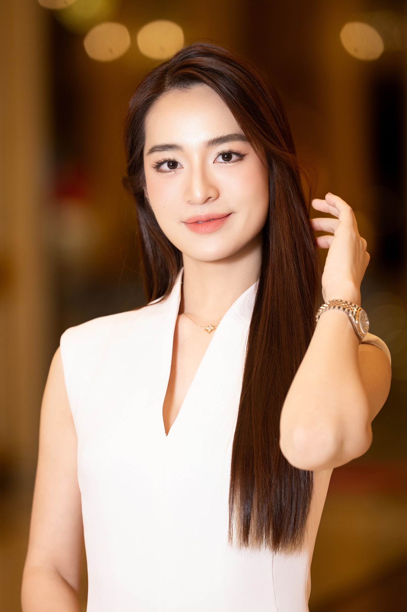 Nữ giảng viên đại học quê Thanh Hóa gây chú ý tại Miss World Vietnam 2025- Ảnh 2. Nữ giảng viên đại học quê Thanh Hóa gây chú ý tại Miss World Vietnam 2025- Ảnh 2.