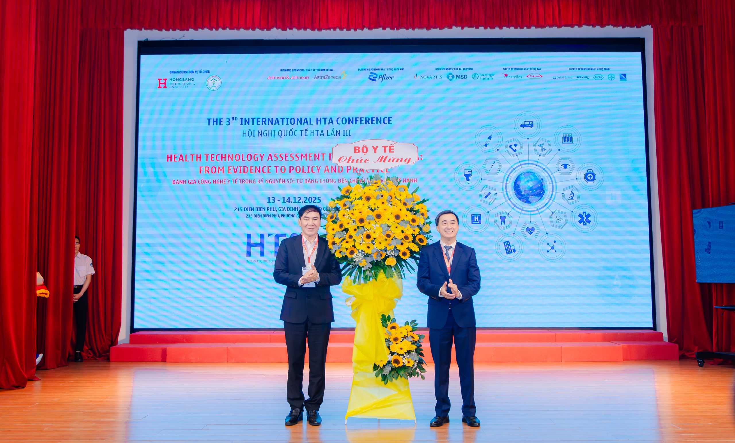 Đánh giá công nghệ y tế trong kỷ nguyên số, bài toán dữ liệu cho hệ thống y tế bền vững- Ảnh 2. Đánh giá công nghệ y tế trong kỷ nguyên số, bài toán dữ liệu cho hệ thống y tế bền vững- Ảnh 2.