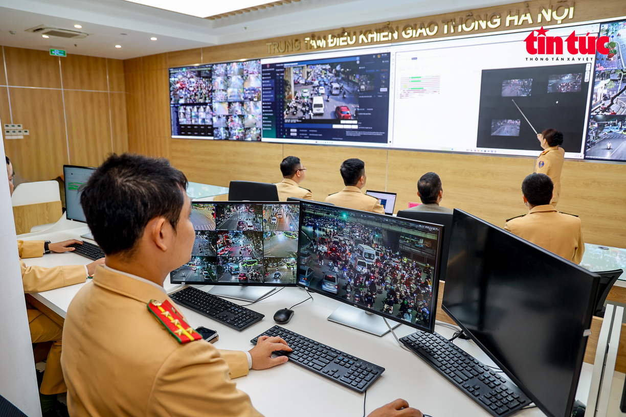 Bên trong trung tâm điều khiển 1.837 camera AI ở Hà Nội- Ảnh 9. Bên trong trung tâm điều khiển 1.837 camera AI ở Hà Nội- Ảnh 9.