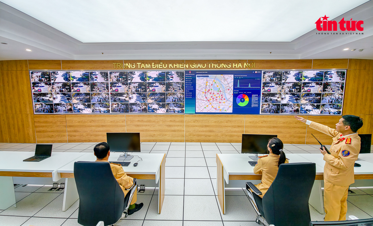 Bên trong trung tâm điều khiển 1.837 camera AI ở Hà Nội- Ảnh 7. Bên trong trung tâm điều khiển 1.837 camera AI ở Hà Nội- Ảnh 7.