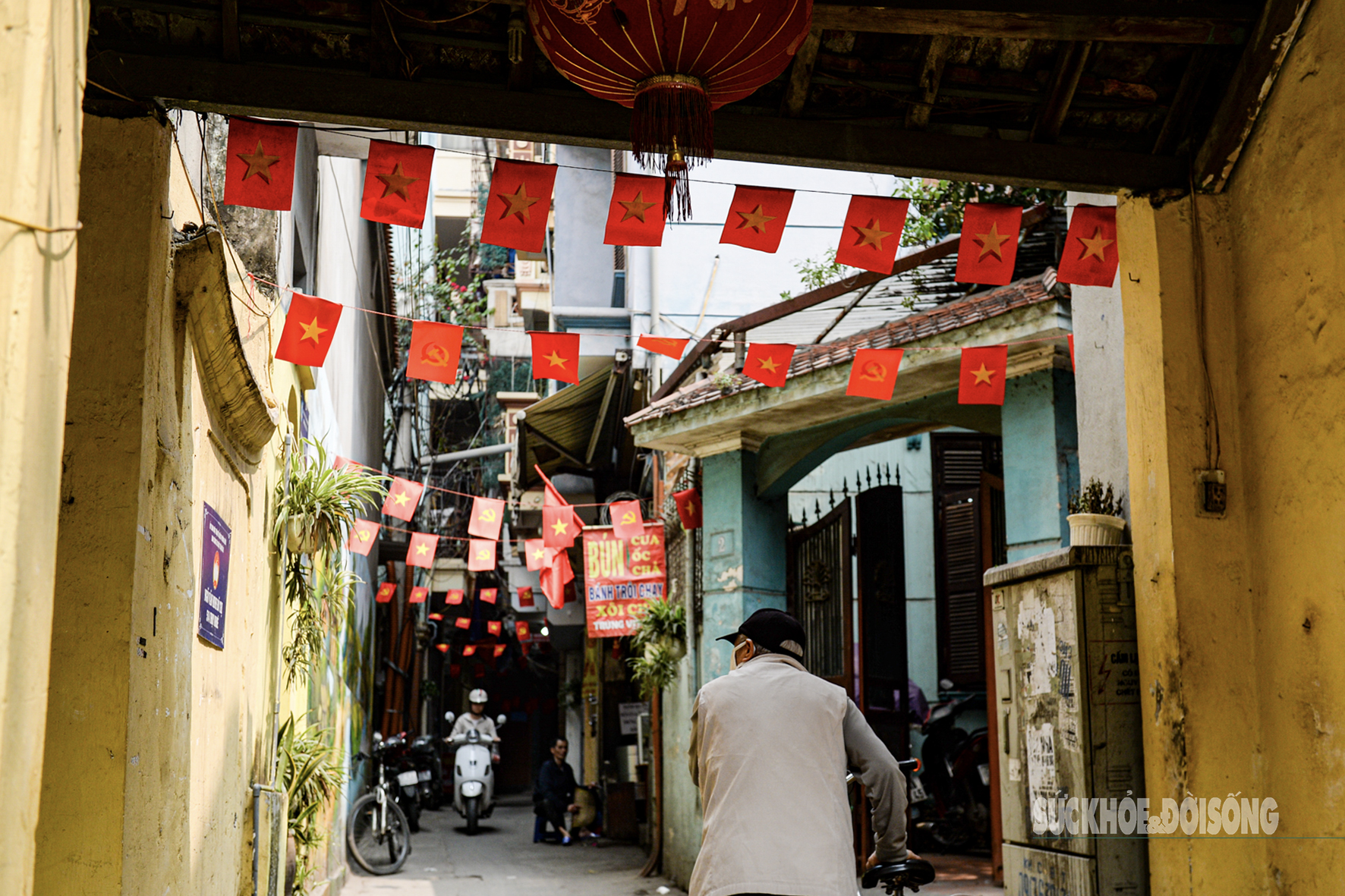 Những cổng làng rêu phong giữa phố thị- Ảnh 10. Những cổng làng rêu phong giữa phố thị- Ảnh 10.