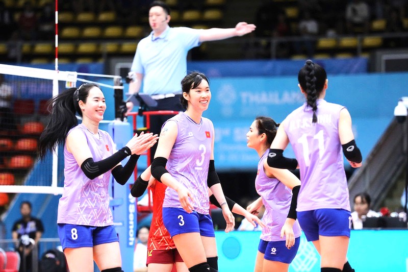 Tuyển bóng chuyền nữ Việt Nam thẳng tiến vào chung kết SEA Games 2025- Ảnh 1. Tuyển bóng chuyền nữ Việt Nam thẳng tiến vào chung kết SEA Games 2025- Ảnh 1.
