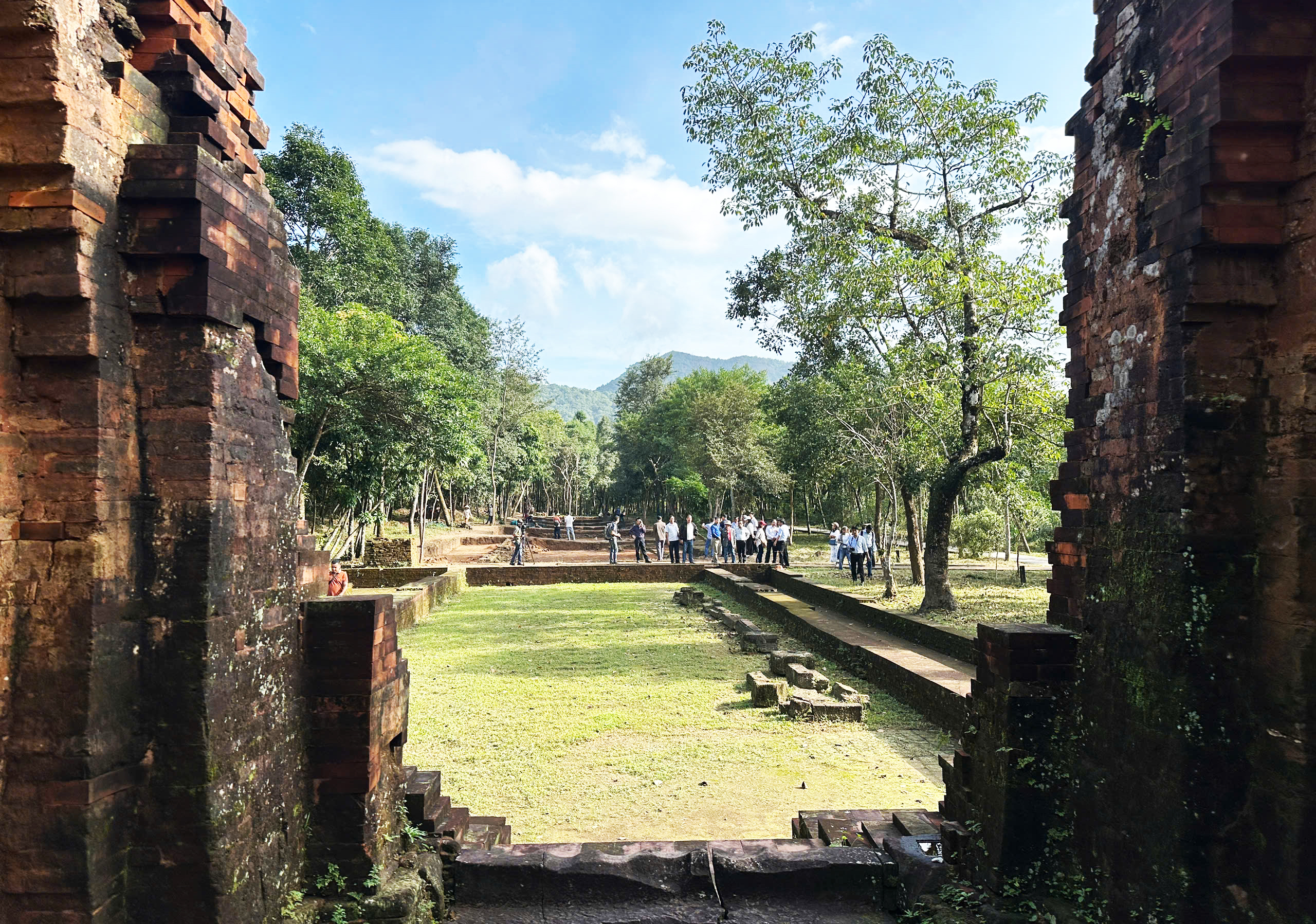 Cận cảnh con đường thiêng bí ẩn ở Thánh địa Mỹ Sơn- Ảnh 4. Cận cảnh con đường thiêng bí ẩn ở Thánh địa Mỹ Sơn- Ảnh 4.