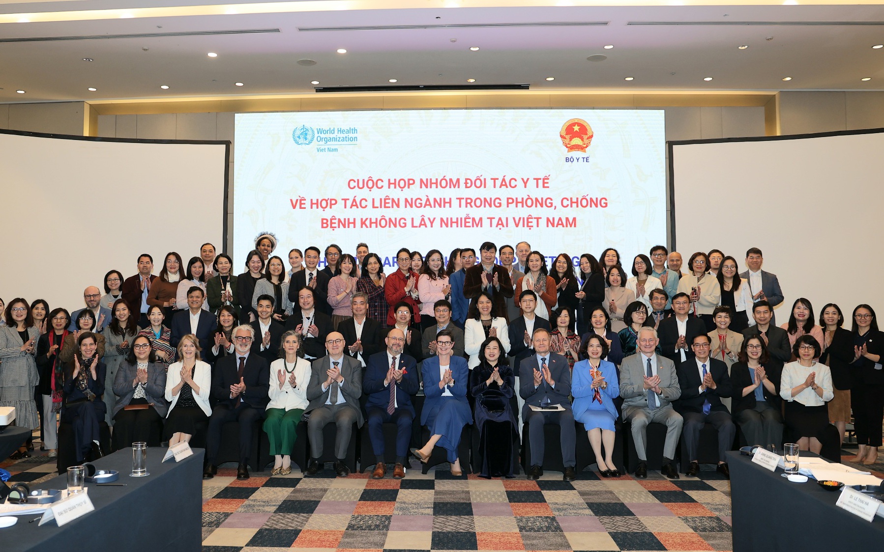 Thói quen lựa chọn thực phẩm siêu chế biến và hệ luỵ bệnh không lây nhiễm chờ sẵn- Ảnh 3. Cam kết chính trị mạnh mẽ của Việt Nam trong ưu tiên phòng, chống bệnh không lây nhiễm