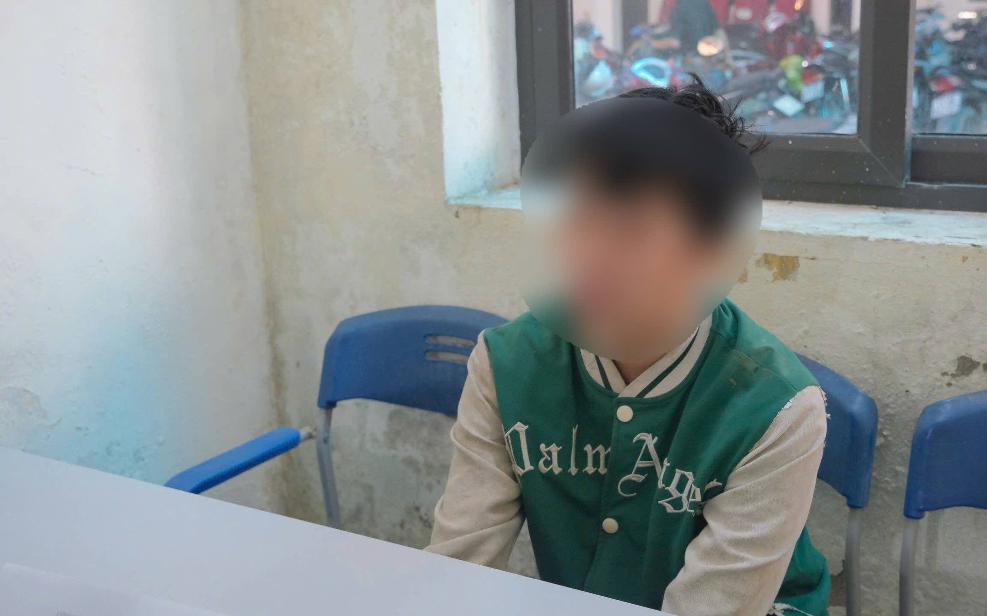 Bắt kẻ nhiều lần hiếp dâm cháu bé dưới 16 tuổi 