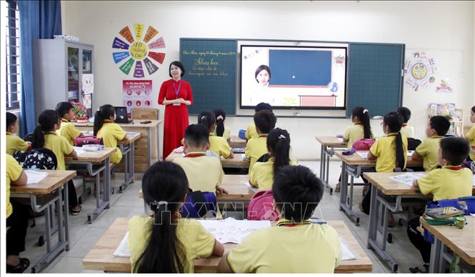 Ban hành Khung nội dung thí điểm giáo dục trí tuệ nhân tạo (AI) cho học sinh- Ảnh 1. Ban hành Khung nội dung thí điểm giáo dục trí tuệ nhân tạo (AI) cho học sinh- Ảnh 1.