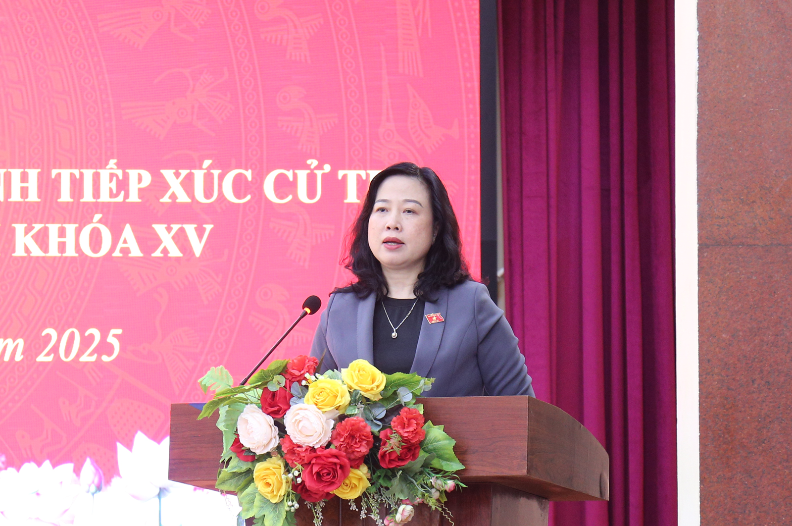 Bộ trưởng Bộ Y tế Đào Hồng Lan cùng đoàn ĐBQH Bắc Ninh tiếp xúc cử tri phường Ninh Xá- Ảnh 2. Bộ trưởng Bộ Y tế Đào Hồng Lan cùng đoàn ĐBQH Bắc Ninh tiếp xúc cử tri phường Ninh Xá- Ảnh 2.