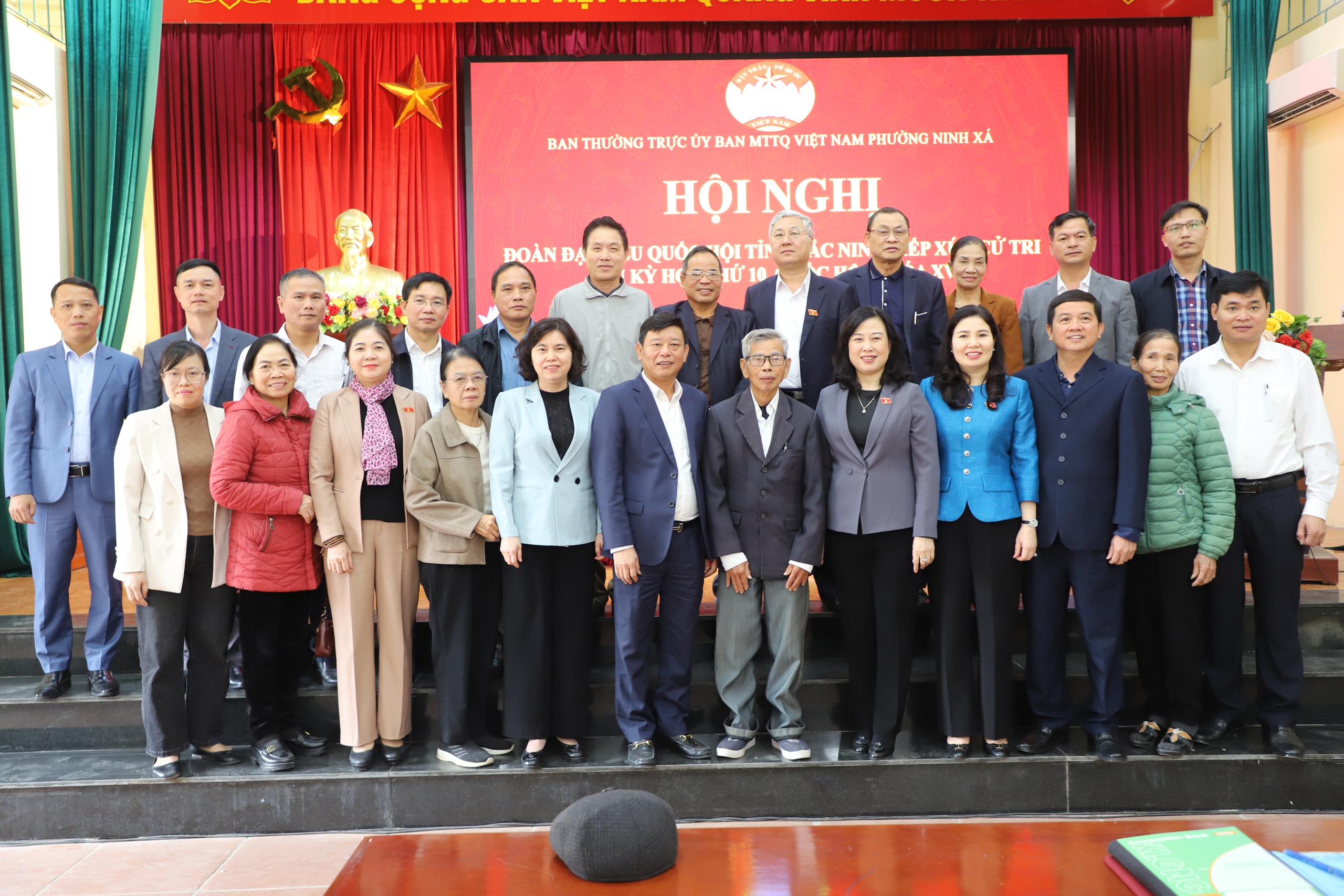 Bộ trưởng Bộ Y tế Đào Hồng Lan cùng đoàn ĐBQH Bắc Ninh tiếp xúc cử tri phường Ninh Xá- Ảnh 5. Bộ trưởng Bộ Y tế Đào Hồng Lan cùng đoàn ĐBQH Bắc Ninh tiếp xúc cử tri phường Ninh Xá- Ảnh 5.