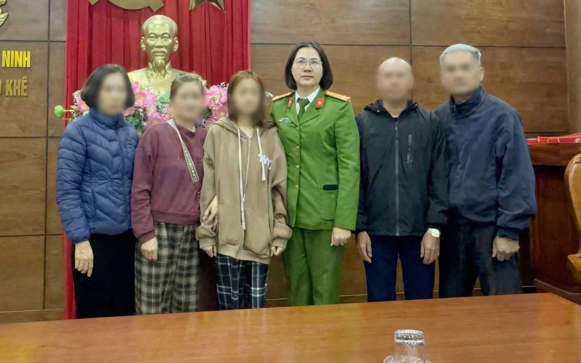 'Nghe lỏm' có vụ bắt cóc trẻ con, người phụ nữ vội đăng Facebook để tăng tương tác- Ảnh 2.