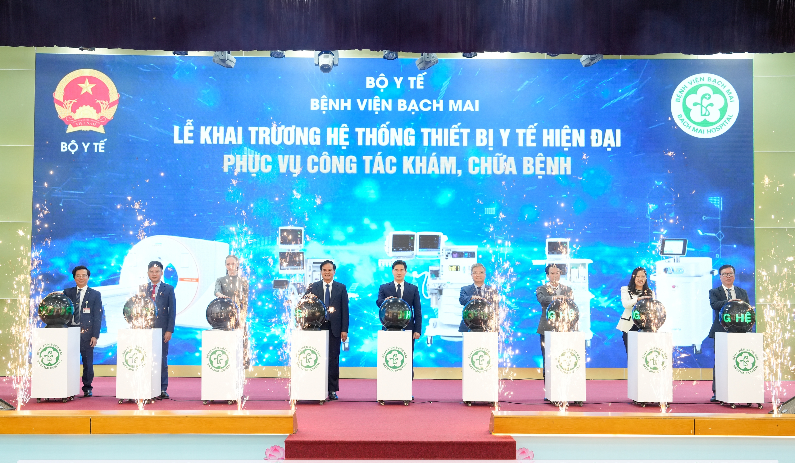 Mở ra cơ hội để người dân tiếp cận sớm, công bằng các dịch vụ y tế kỹ thuật cao ngay tại Việt Nam- Ảnh 5. Mở ra cơ hội để người dân tiếp cận sớm, công bằng các dịch vụ y tế kỹ thuật cao ngay tại Việt Nam- Ảnh 5.