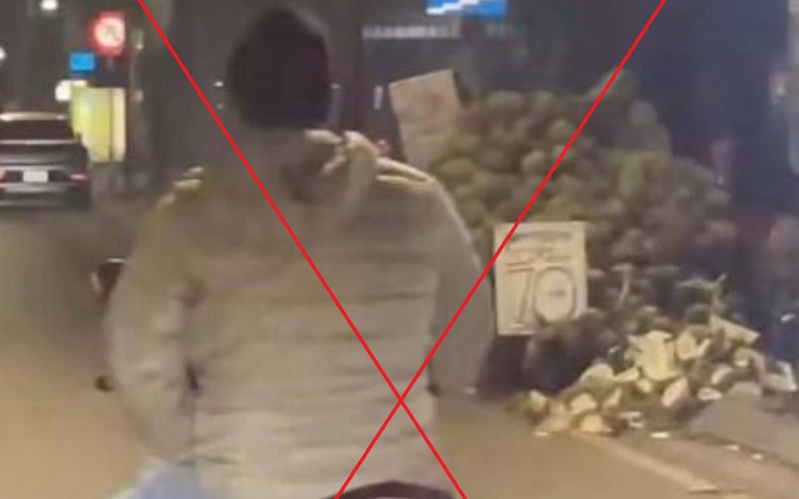 Tịch thu phương tiện của thanh niên 17 tuổi điều khiển xe máy không bằng lái, 'bốc đầu' xe- Ảnh 3. Tịch thu phương tiện của thanh niên 17 tuổi điều khiển xe máy không bằng lái, 'bốc đầu' xe- Ảnh 3.