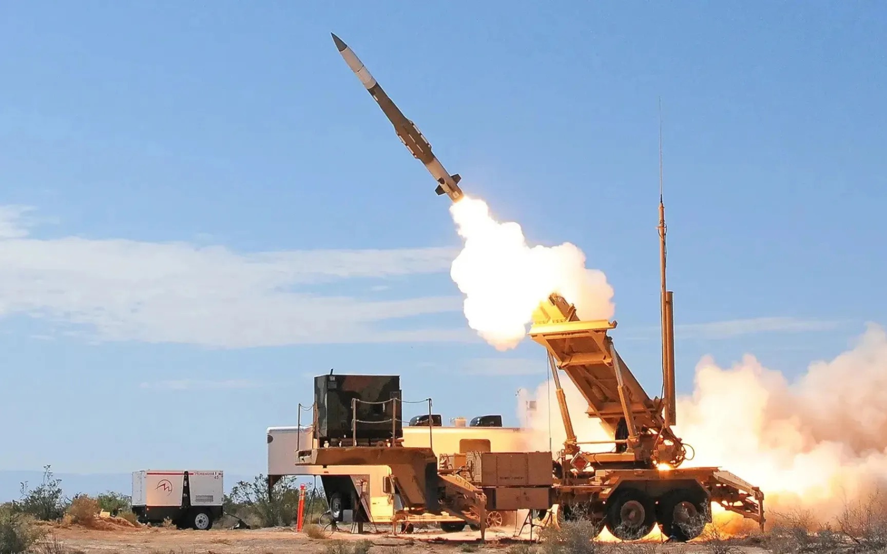 Tên lửa Patriot mới giúp Mỹ vá điểm mù phòng không