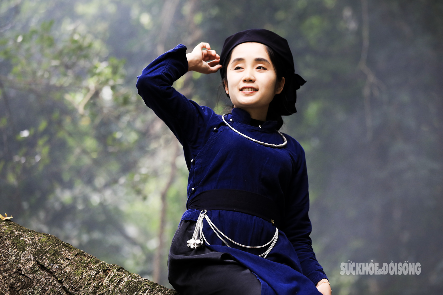 Cô gái 9X kể chuyện giữ gìn vẻ đẹp trang phục Tày- Ảnh 1. Cô gái 9X kể chuyện giữ gìn vẻ đẹp trang phục Tày- Ảnh 1.