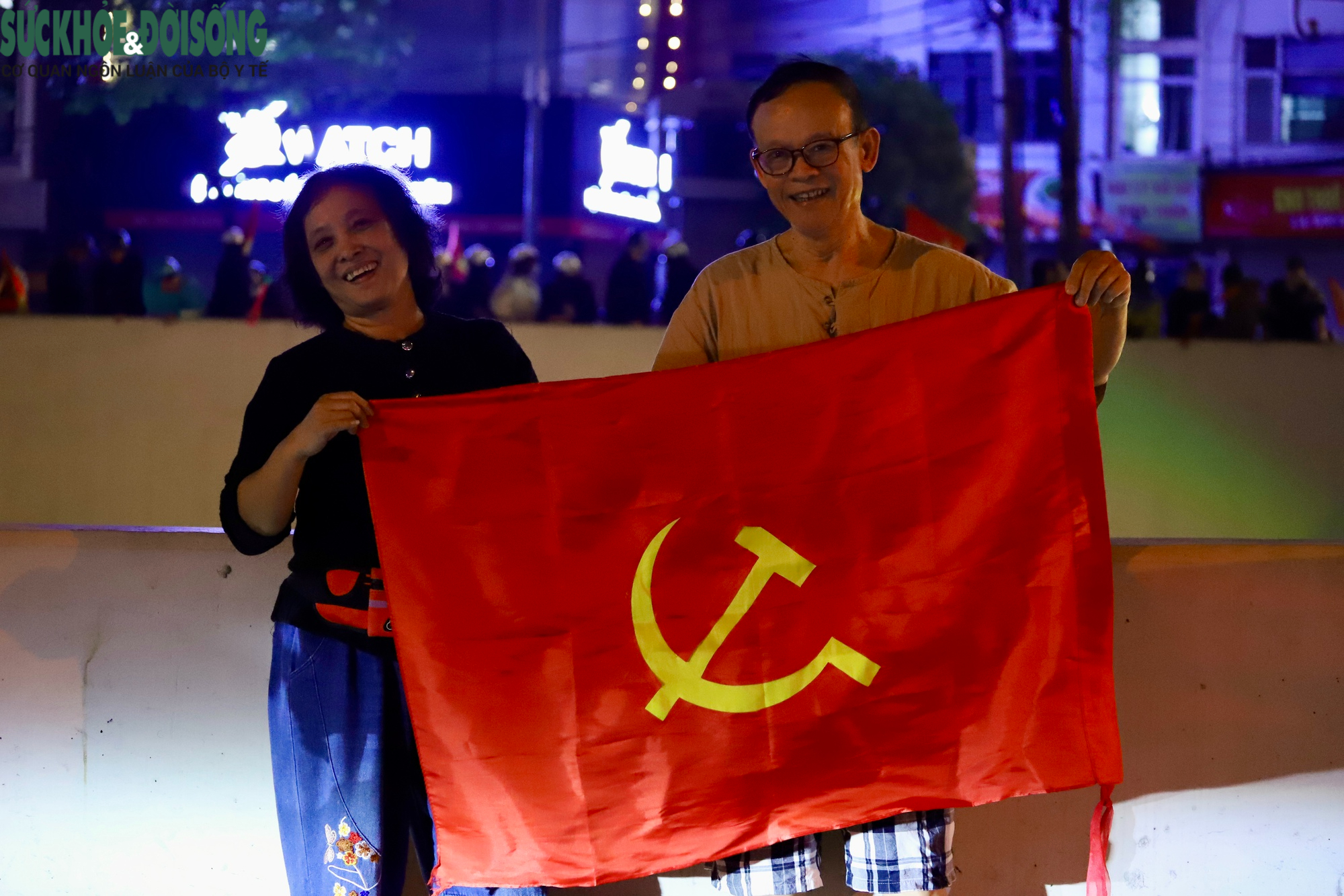 Nhìn lại những hình ảnh đẹp trong đêm người dân Hà Nội mừng tuyển U22 Việt Nam vô địch SEA Games- Ảnh 26.