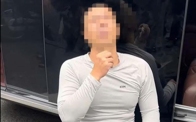 Đề xuất giảm 6 triệu tiền phí cấp biển ô tô: Người mua mừng, người bán đợi- Ảnh 3.