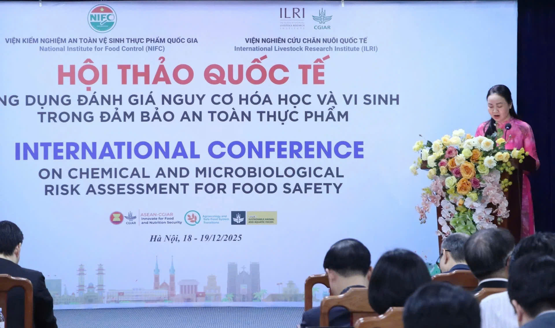 Đẩy mạnh đánh giá nguy cơ, hoàn thiện Hệ thống cơ sở dữ liệu về an toàn thực phẩm, góp phần bảo vệ sức khỏe cộng đồng- Ảnh 1. Đẩy mạnh đánh giá nguy cơ, hoàn thiện Hệ thống cơ sở dữ liệu về an toàn thực phẩm, góp phần bảo vệ sức khỏe cộng đồng- Ảnh 1.