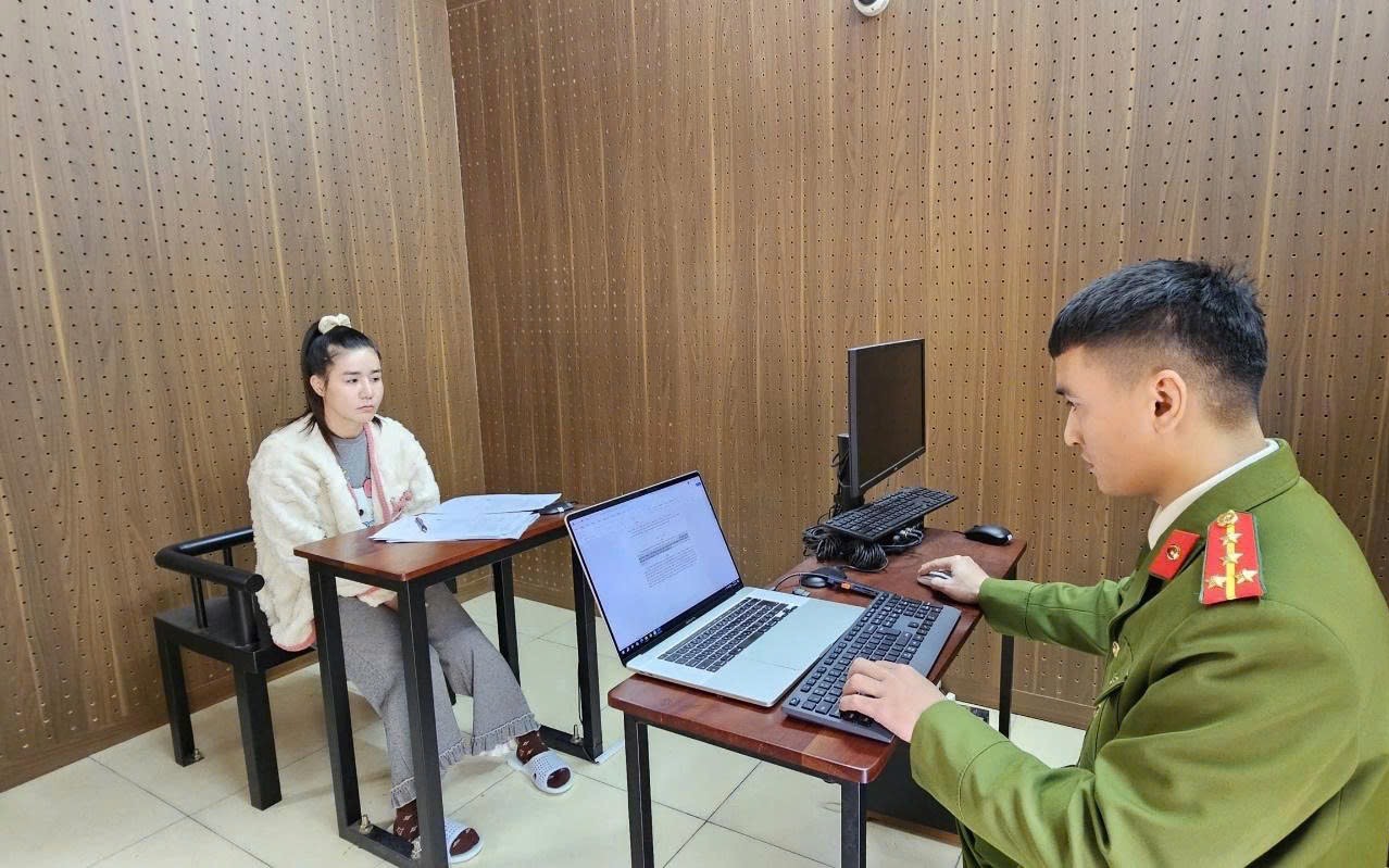 Em gái và anh trai cùng bị bắt vì lừa đảo- Ảnh 3.