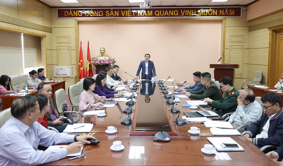 ការត្រួតពិនិត្យសុខភាពជាប្រចាំជួយមនុស្សឱ្យគ្រប់គ្រងសុខភាពរបស់ពួកគេបានយ៉ាងសកម្ម និងជាបន្តបន្ទាប់ - រូបថតទី 2។ Khám sức khỏe định kỳ giúp người dân quản lý sức khỏe chủ động, liên tục- Ảnh 2.