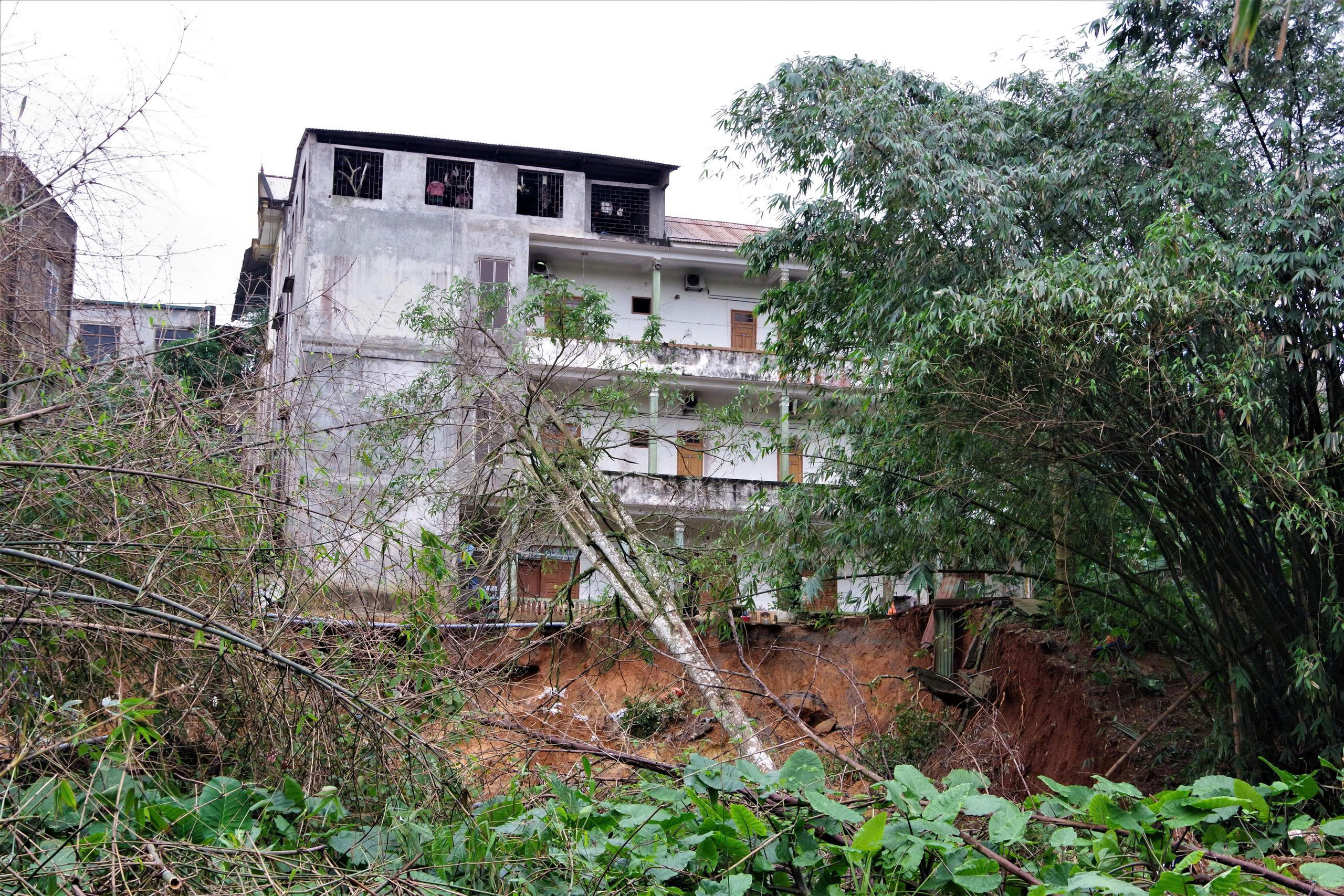 Thần tốc thực hiện 'Chiến dịch Quang Trung' khắc phục sạt lở ở Khe Sanh- Ảnh 1. Thần tốc thực hiện 'Chiến dịch Quang Trung' khắc phục sạt lở ở Khe Sanh- Ảnh 1.