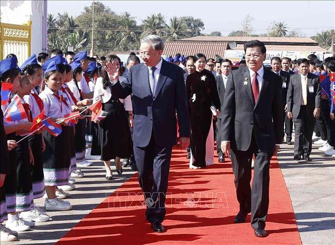 Tổng Bí thư Tô Lâm dự Lễ khánh thành Công viên Hữu nghị Lào - Việt Nam ở thủ đô Viêng Chăn- Ảnh 1.