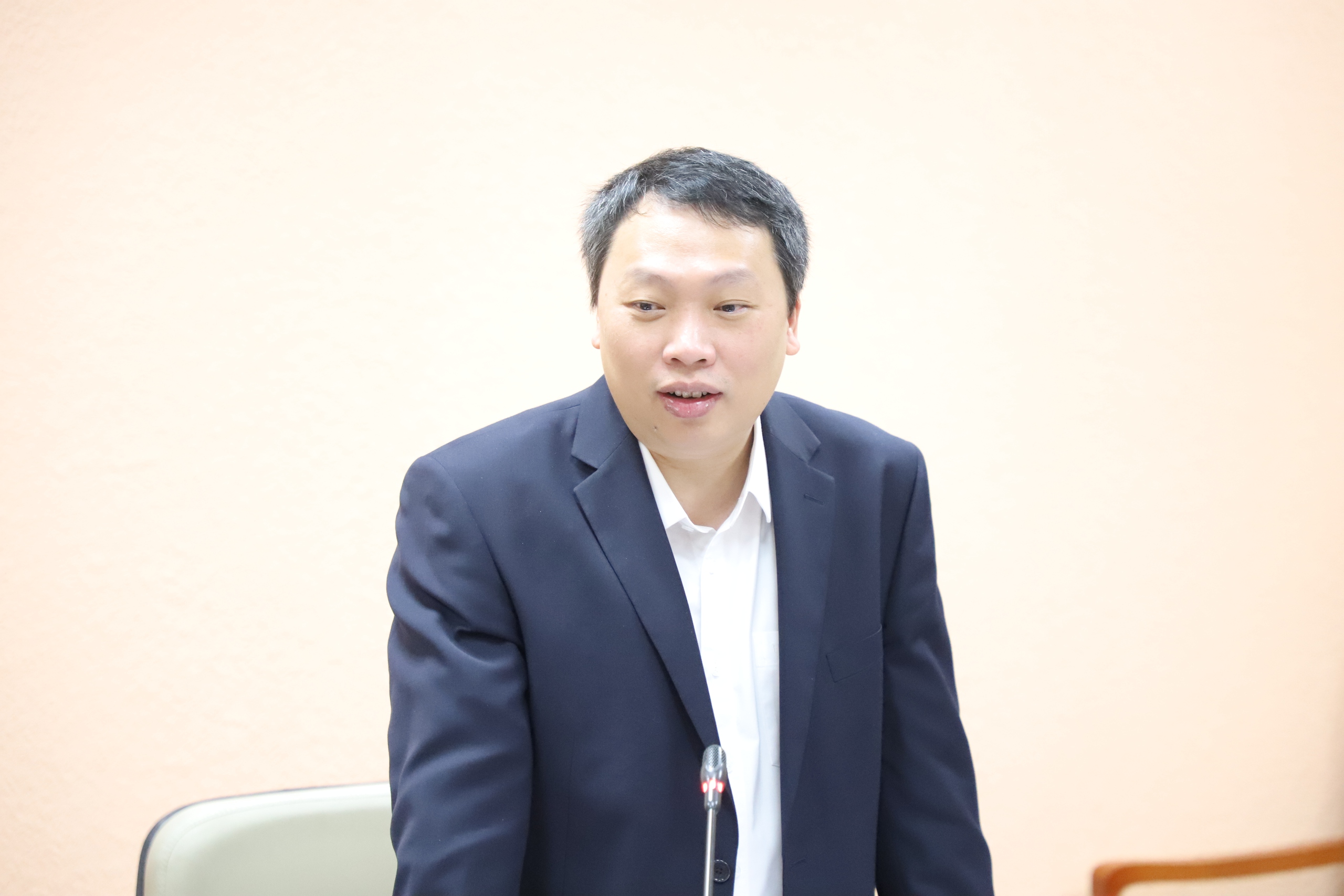 Quyết liệt nhằm 'làm sạch' và chuẩn hóa dữ liệu đầu vào để thúc đẩy đơn giản hóa thủ tục hành chính, chuyển đổi số y tế- Ảnh 3.