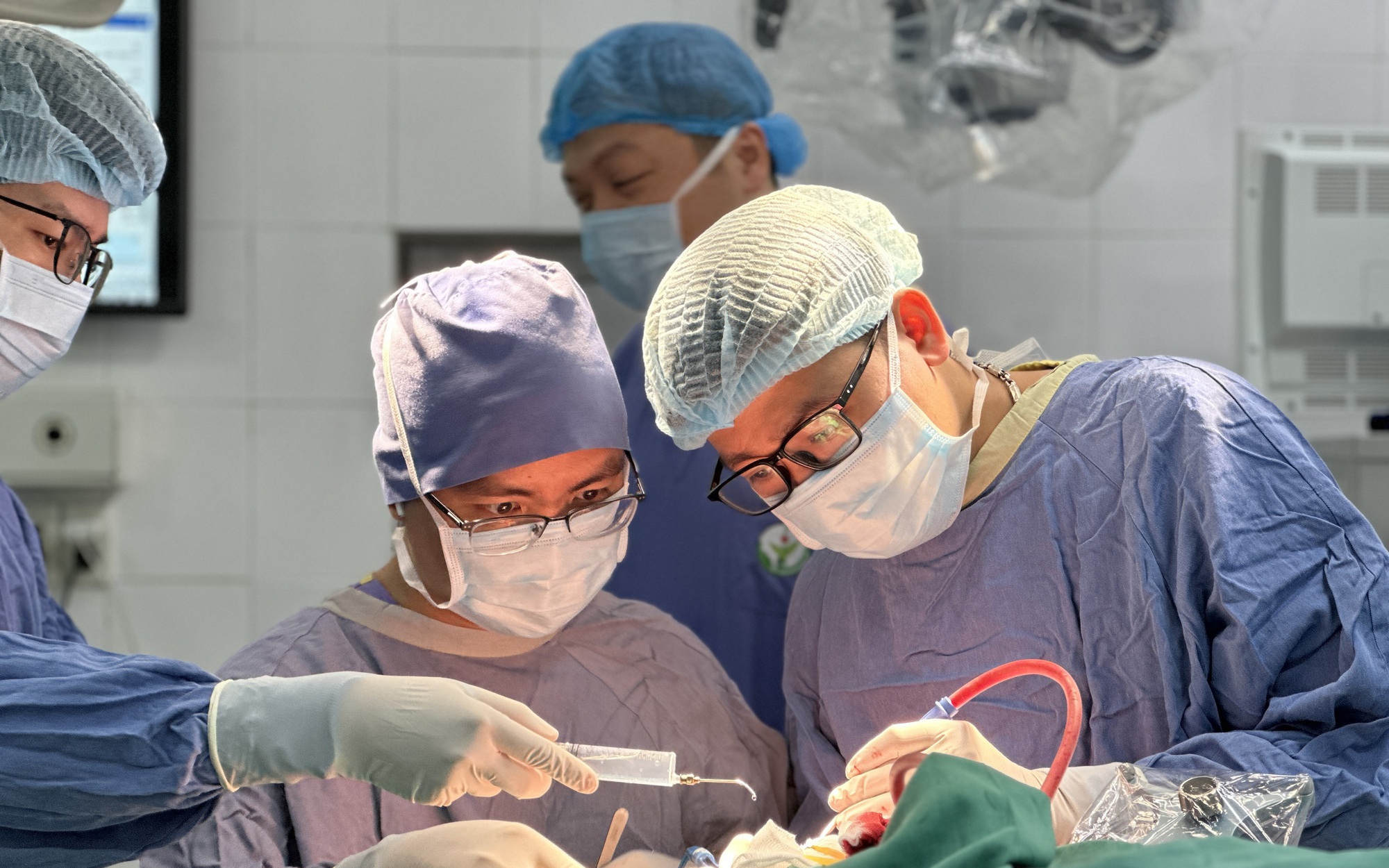 Kỹ thuật mổ mới giúp hàng trăm nghìn người bị động kinh kháng thuốc nâng chất lượng sống- Ảnh 2. Kỹ thuật mổ mới giúp hàng trăm nghìn người bị động kinh kháng thuốc nâng chất lượng sống- Ảnh 2.