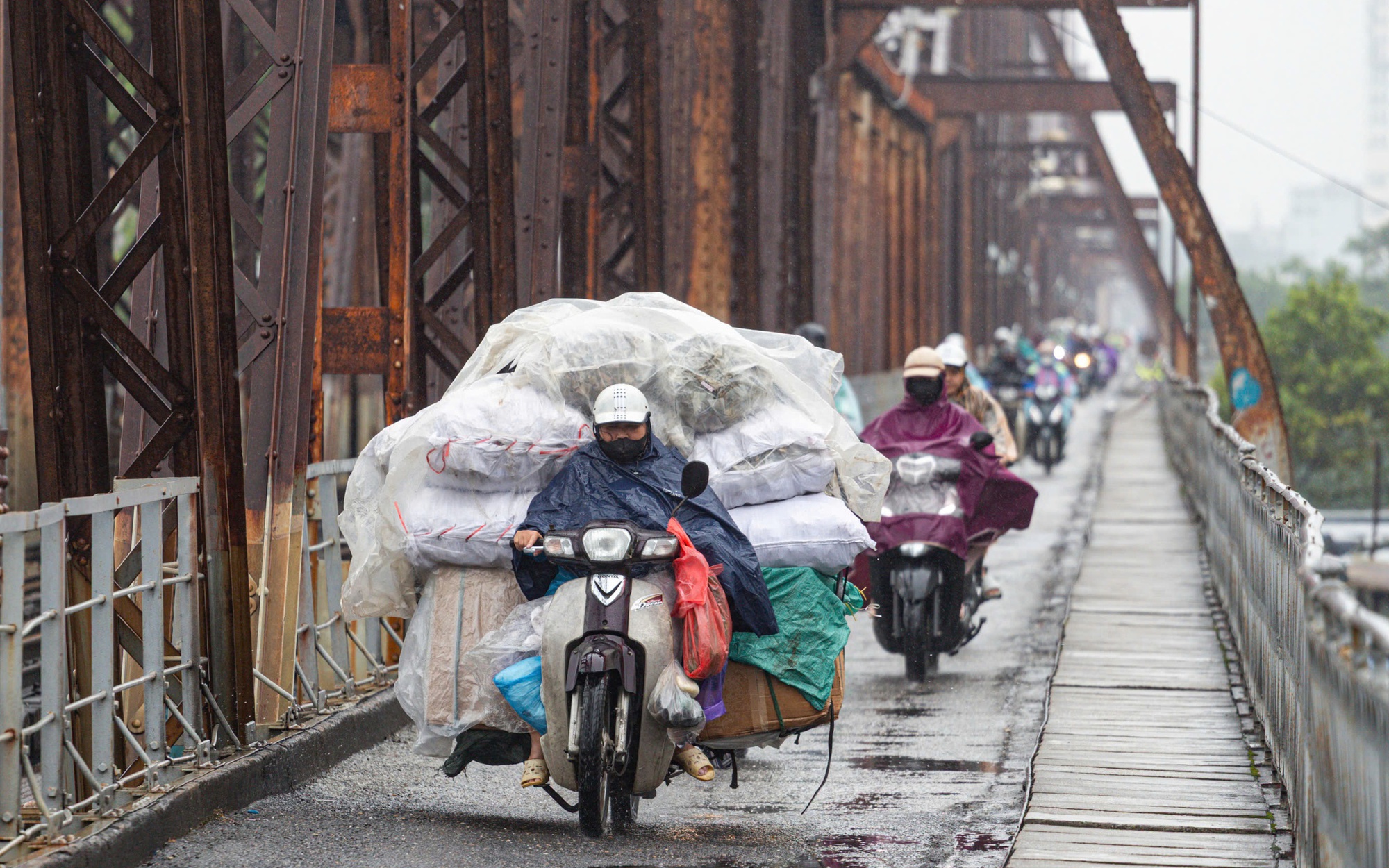 Miền Bắc rét sâu, miền Trung mưa lớn: Cảnh báo lũ quét và sạt lở đất