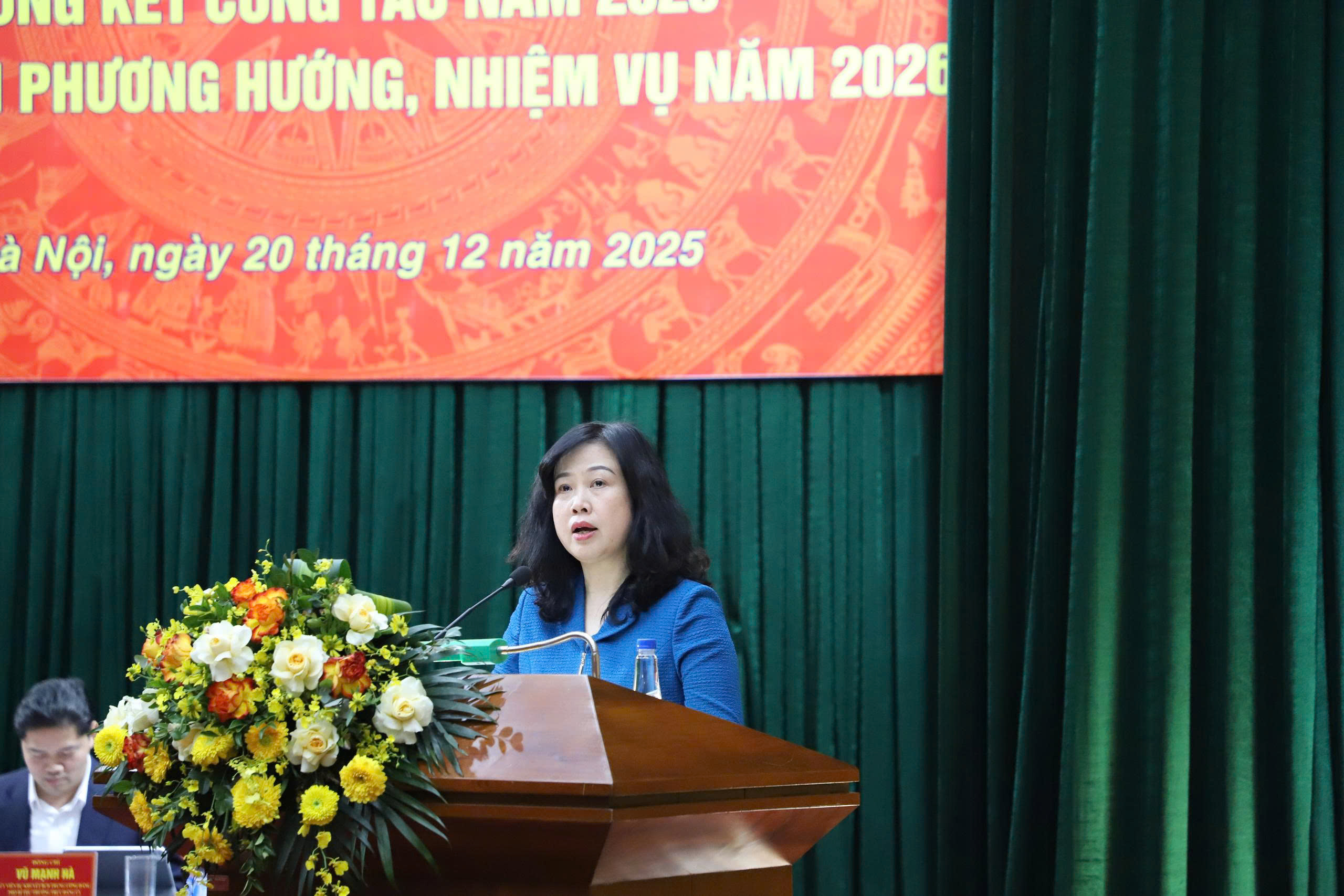 Tạo sự chuyển biến mạnh mẽ, đồng bộ trong hành động của toàn hệ thống chính trị ngành Y tế- Ảnh 4.