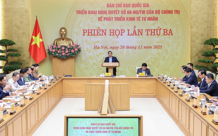 Thủ tướng: Kinh tế tư nhân tiếp tục khẳng định vai trò động lực quan trọng của nền kinh tế