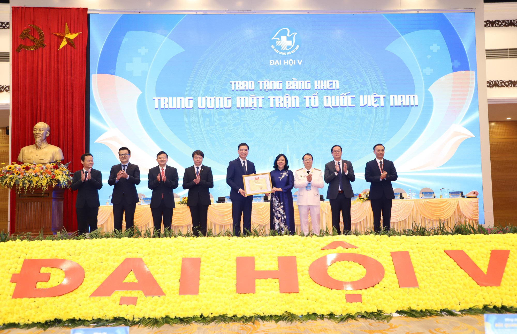 Thầy thuốc trẻ phải là lực lượng nòng cốt trong sự dịch chuyển từ chữa bệnh sang phòng bệnh- Ảnh 1.