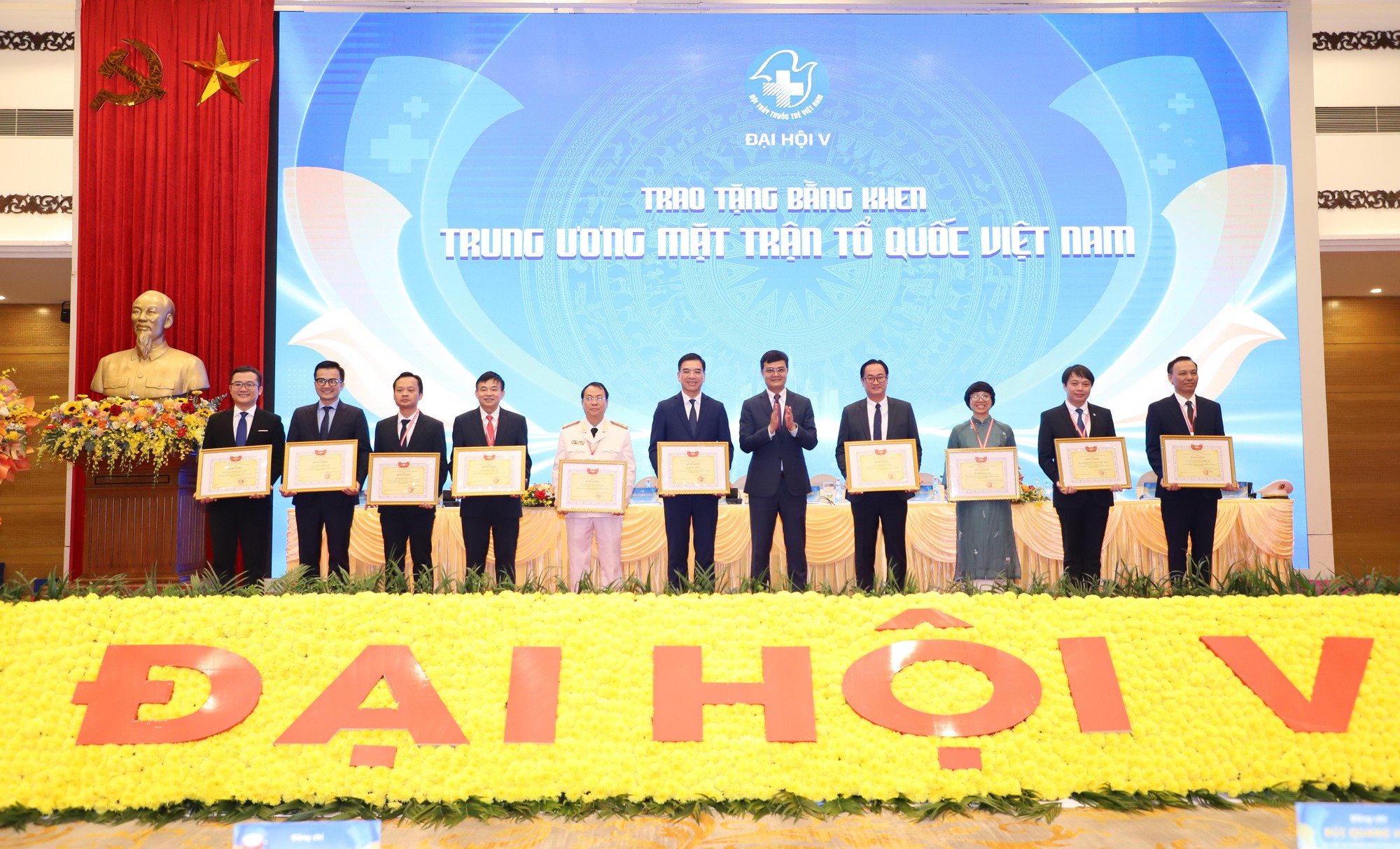 Thầy thuốc trẻ phải là lực lượng nòng cốt trong sự dịch chuyển từ chữa bệnh sang phòng bệnh- Ảnh 6.