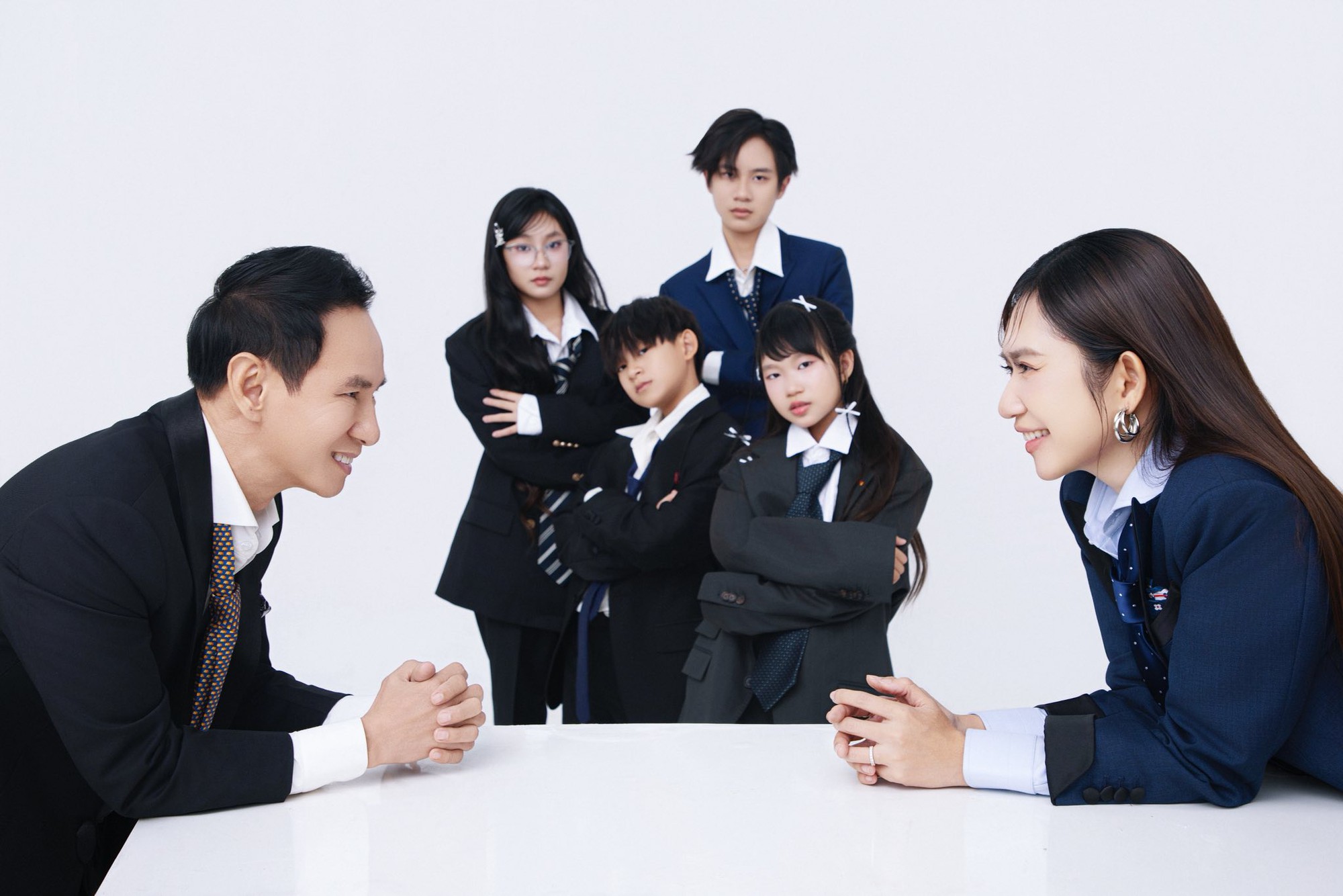 Vợ chồng Lý Hải kỷ niệm 15 năm ngày cưới- Ảnh 1.