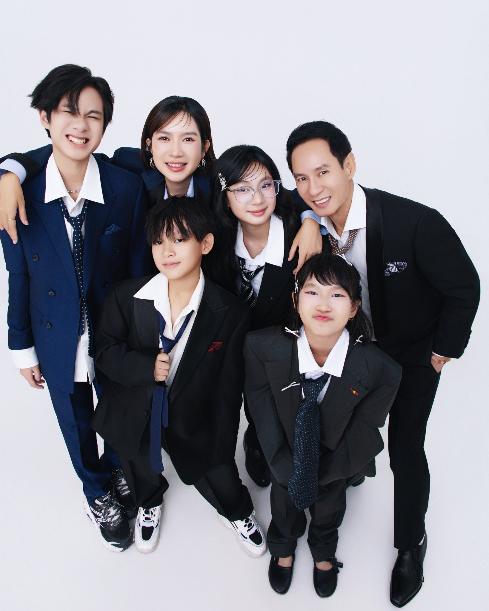 Vợ chồng Lý Hải kỷ niệm 15 năm ngày cưới- Ảnh 2.