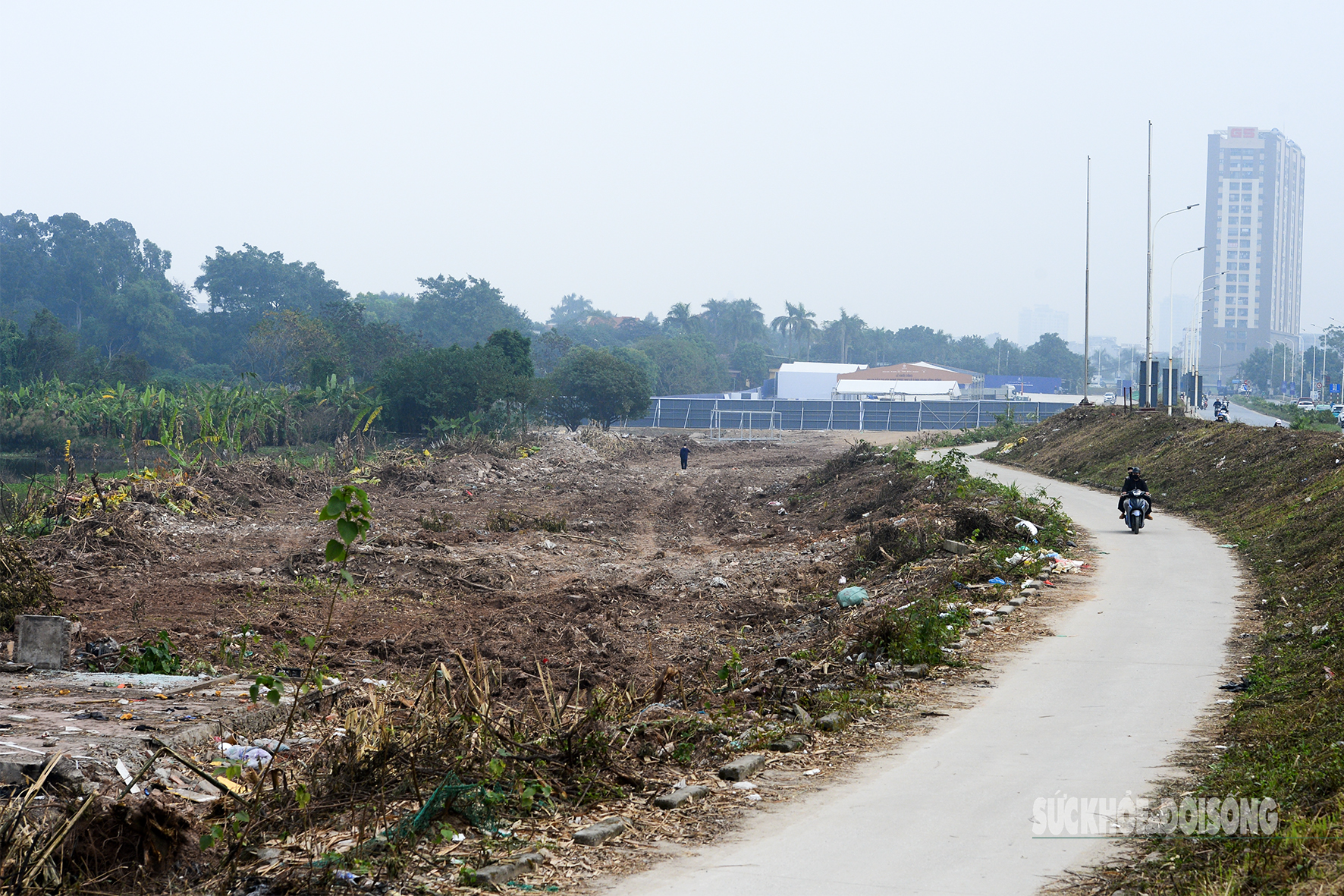 Dải đất ven sông Hồng chờ 'thay áo' thành Công viên Phú Thượng- Ảnh 4.
