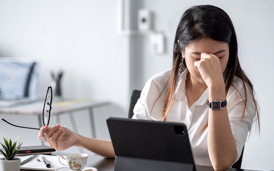 Virus Hanta gây lo ngại, làm gì để tăng sức đề kháng bảo vệ cơ thể?- Ảnh 4. 6 thói quen phổ biến vô tình làm suy yếu hệ miễn dịch