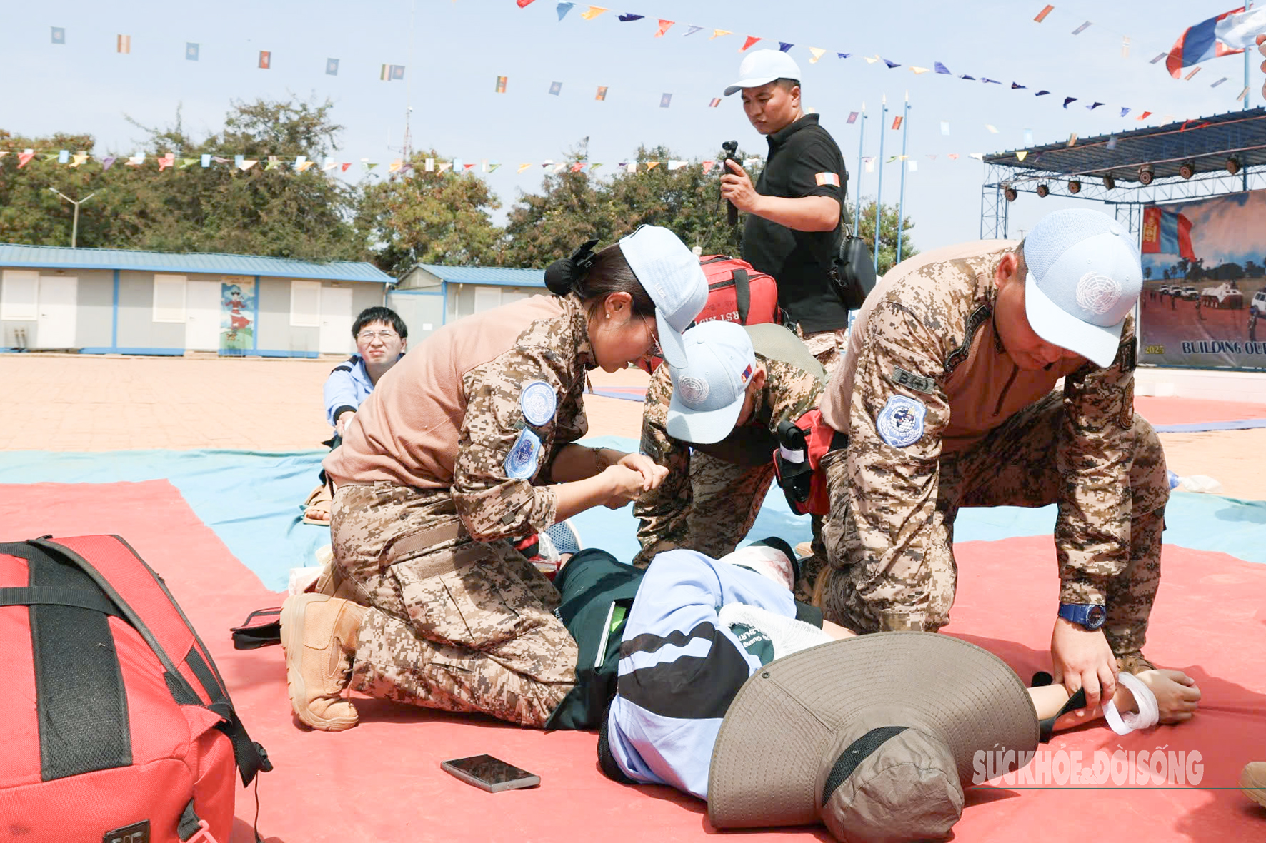 Chiến sĩ mũ nồi xanh Việt Nam hoàn thành kiểm tra năng lực sẵn sàng hoạt động của LHQ- Ảnh 9. Chiến sĩ mũ nồi xanh Việt Nam hoàn thành kiểm tra năng lực sẵn sàng hoạt động của LHQ- Ảnh 9.