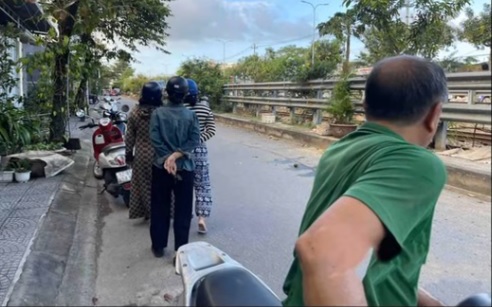 Tạm giữ đối tượng 17 tuổi cướp vé số của người khuyết tật- Ảnh 2.