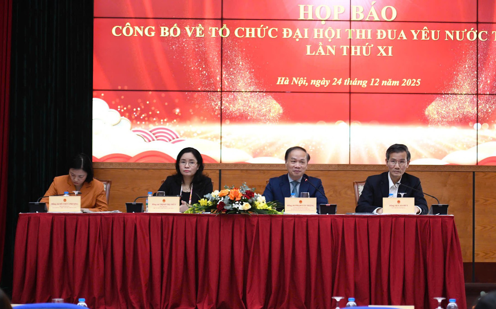 5 đại biểu 11 tuổi dự Đại hội Thi đua yêu nước toàn quốc lần thứ XI 