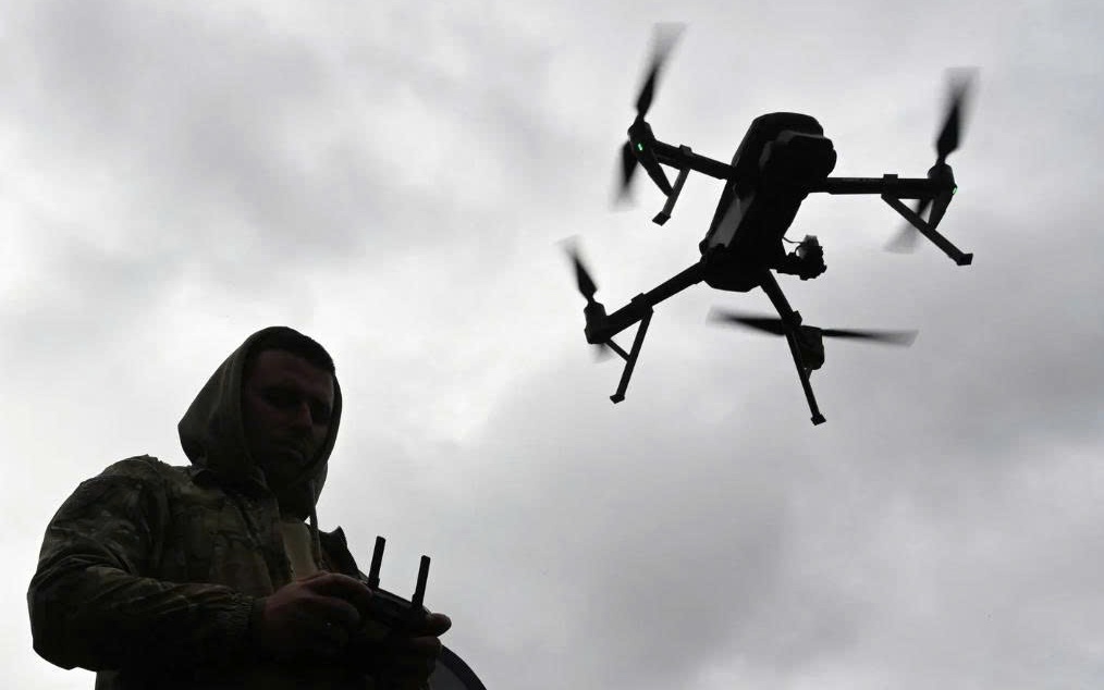 Nga trang bị Starlink cho UAV khiến NATO rơi vào thế 'tiến thoái lưỡng nan'- Ảnh 2.