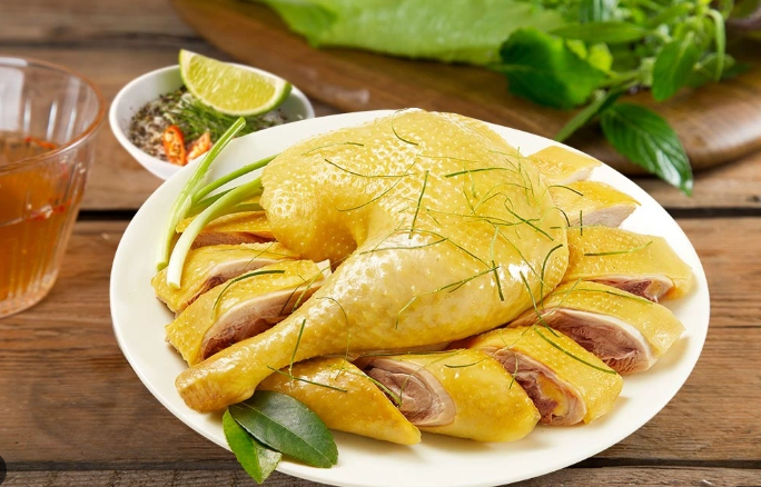 Lợi ích của thịt gà trong mâm cỗ ngày Tết- Ảnh 3.