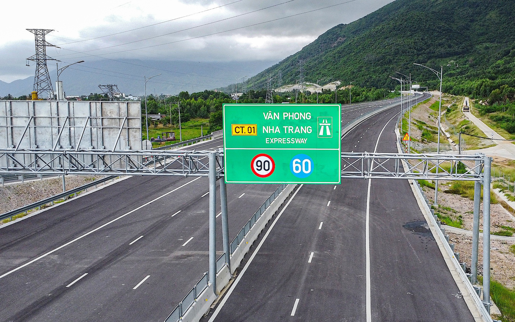 Cao tốc Vân Phong - Nha Trang còn 4 kiến nghị ‘treo’, Cục Đường bộ yêu cầu xử lý gấp