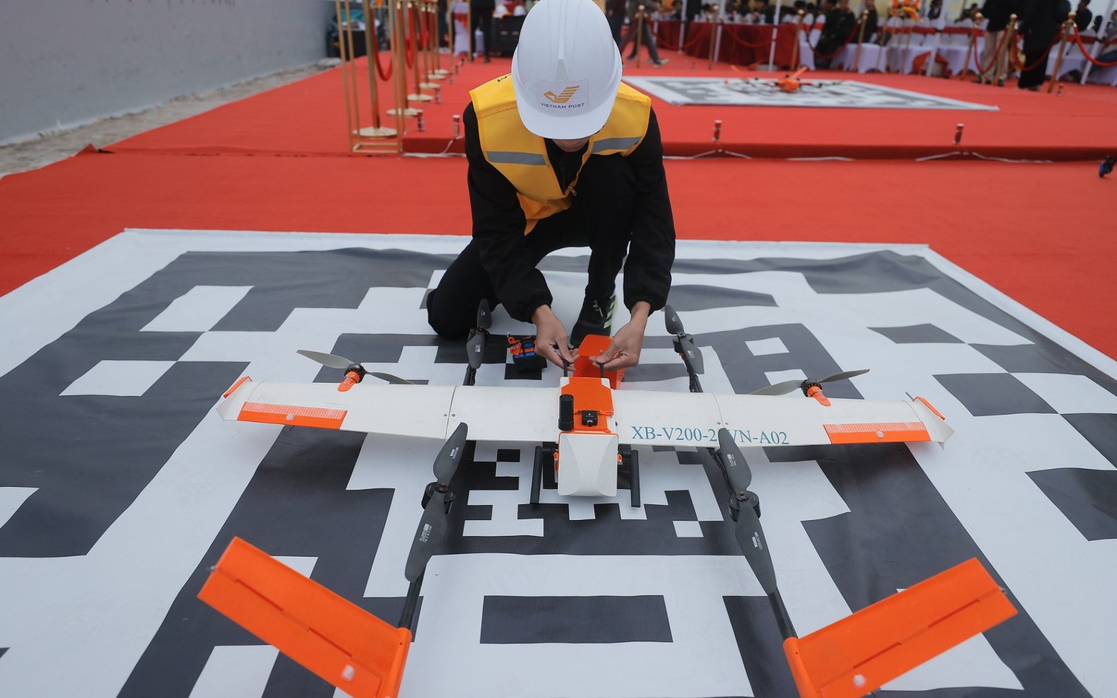 Bệnh viện đầu tiên thí điểm dùng thiết bị bay không người lái vận chuyển bệnh phẩm, thuốc