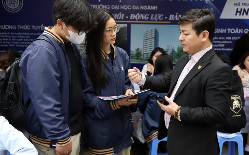 Tuyển sinh đại học 2026 mở rộng các kỳ thi riêng- Ảnh 2. Tuyển sinh đại học 2026 mở rộng các kỳ thi riêng- Ảnh 2.