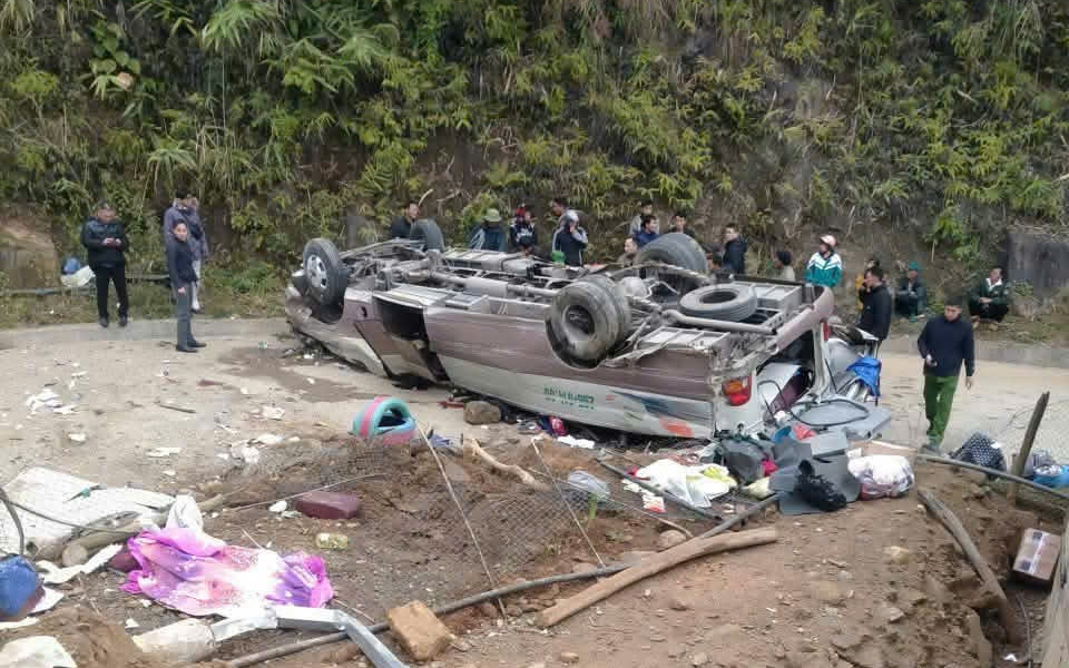 Tai nạn thảm khốc ở Lào Cai: Số ca tử vong đã tăng lên 9 người- Ảnh 2.